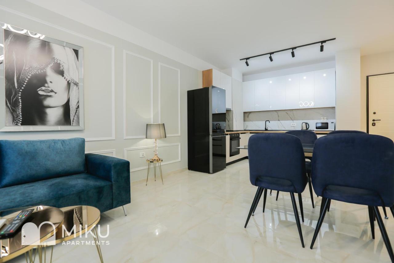 Miku Apartment - Vibrant 1Bd Apartment At Olympic Residence Tiranë Luaran gambar