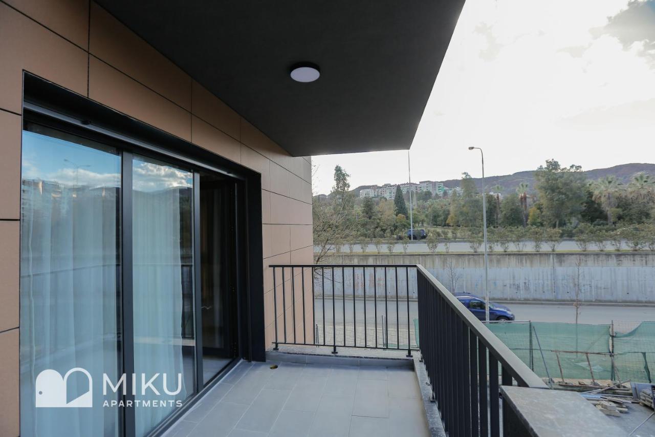 Miku Apartment - Vibrant 1Bd Apartment At Olympic Residence Tiranë Luaran gambar