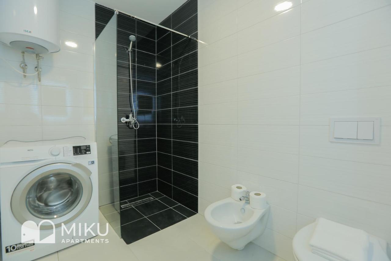 Miku Apartment - Vibrant 1Bd Apartment At Olympic Residence Tiranë Luaran gambar